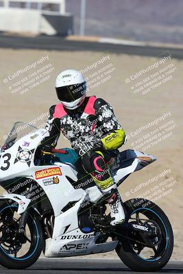 media/Dec-07-2025-CVMA (Sun) [[3e7d2de5dc]]/Race 9-Formula UL Shootout/